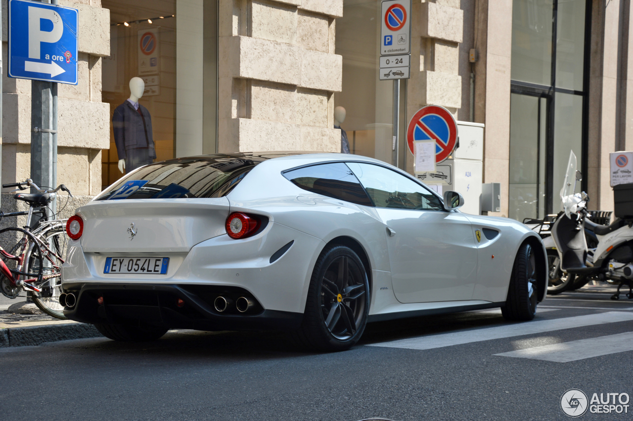 Ferrari FF