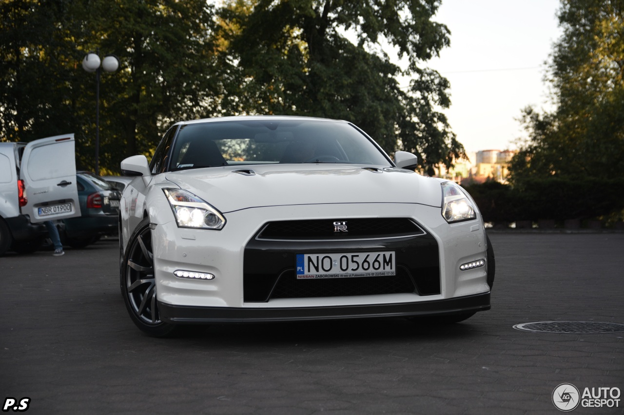 Nissan GT-R 2014