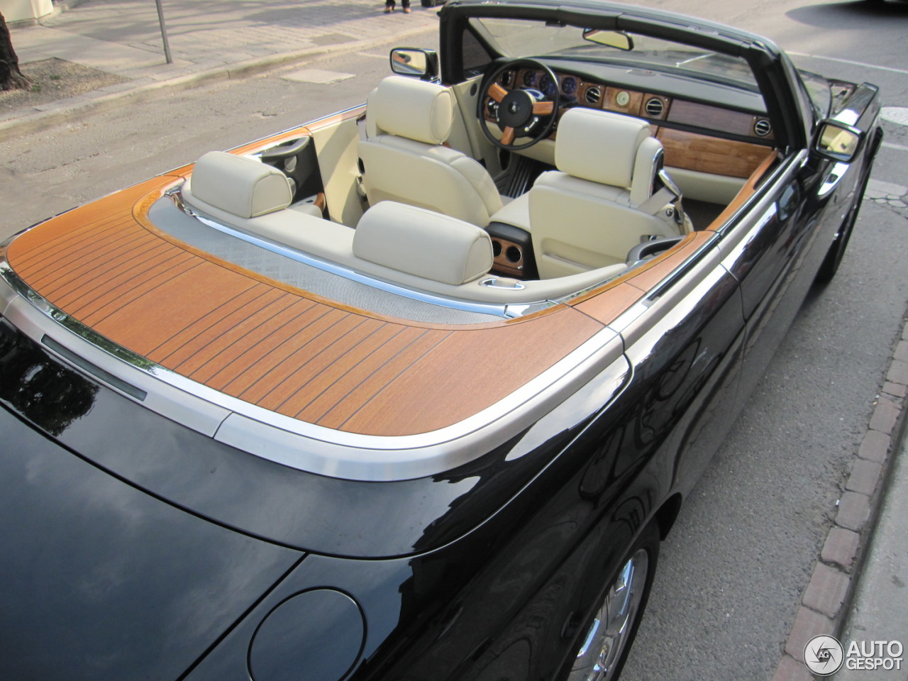 Rolls-Royce Phantom Drophead Coupé