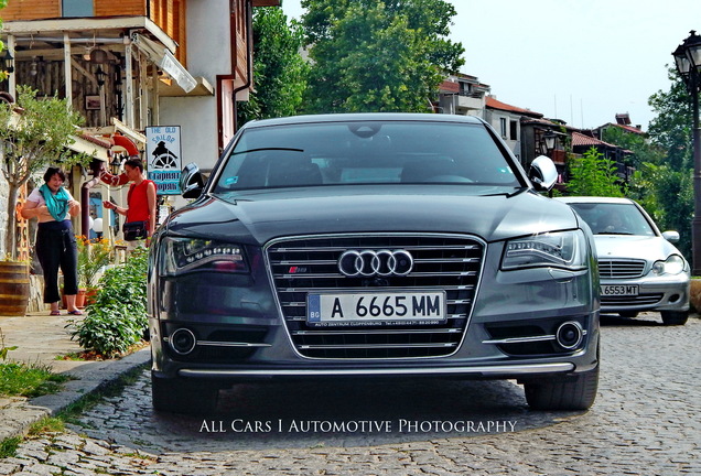 Audi S8 D4