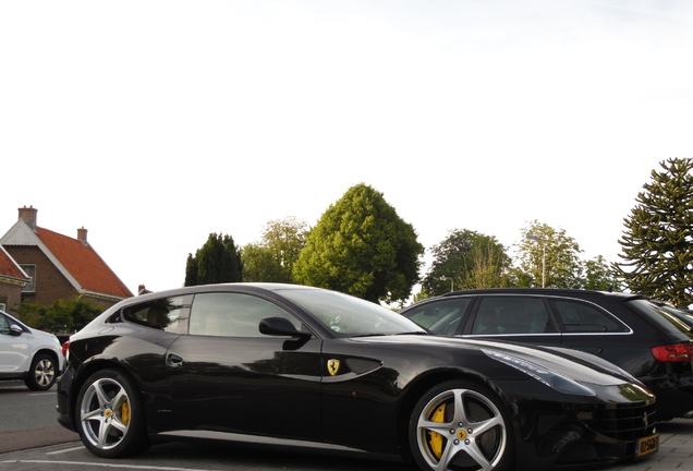 Ferrari FF