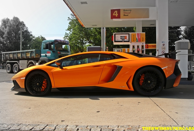 Lamborghini Aventador LP750-4 SuperVeloce