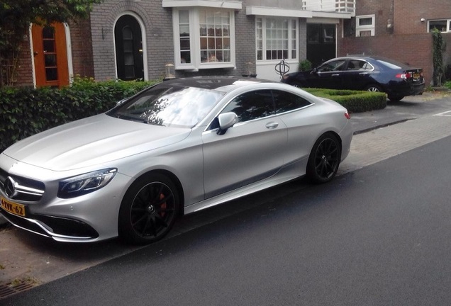 Mercedes-Benz S 63 AMG Coupé C217