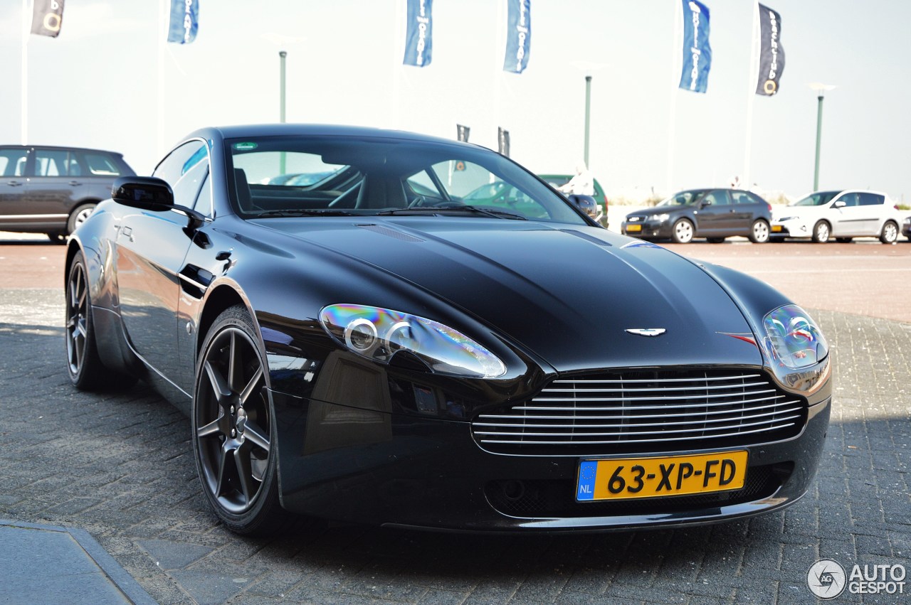 Aston Martin V8 Vantage