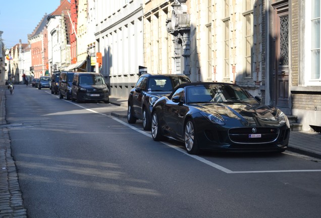 Jaguar F-TYPE S Convertible