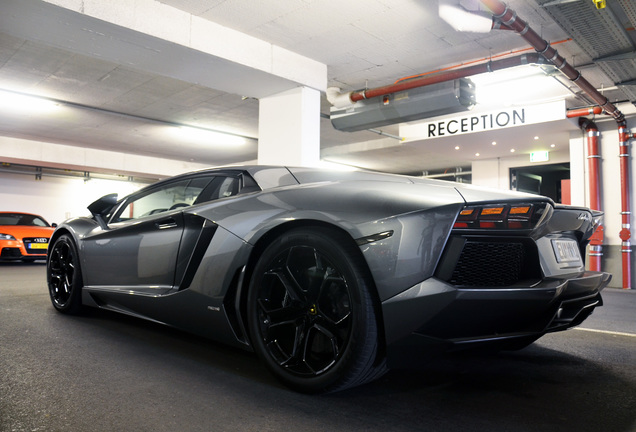 Lamborghini Aventador LP700-4