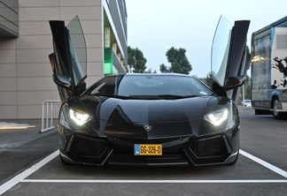 Lamborghini Aventador LP700-4 Roadster