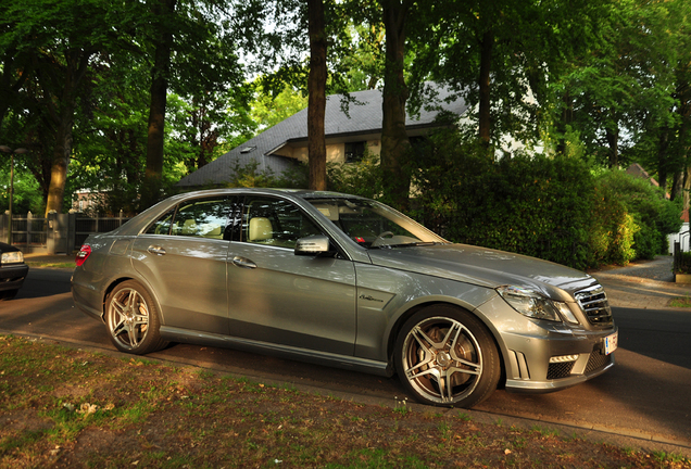 Mercedes-Benz E 63 AMG W212