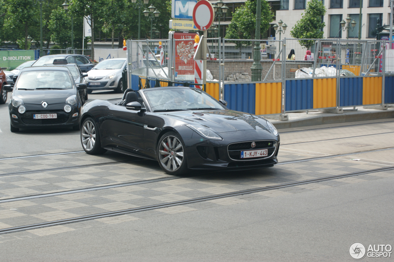 Jaguar F-TYPE R AWD Convertible