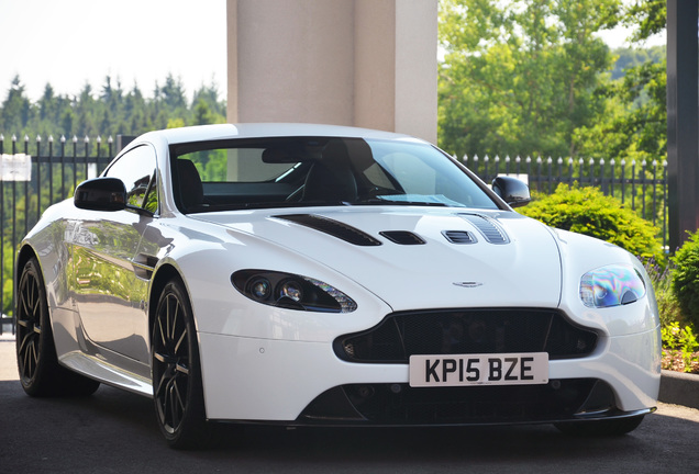 Aston Martin V12 Vantage S