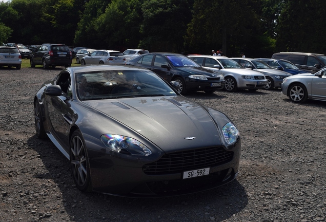 Aston Martin V8 Vantage S