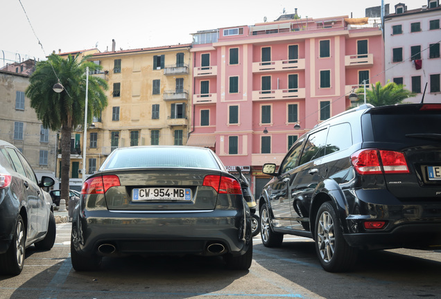 Audi RS4 Sedan