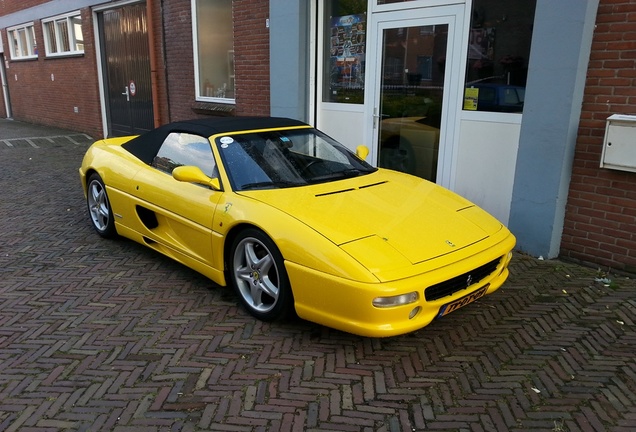 Ferrari F355 Spider