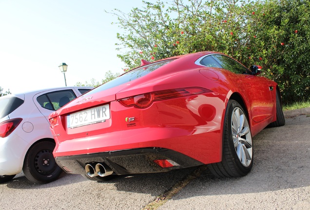 Jaguar F-TYPE S Coupé