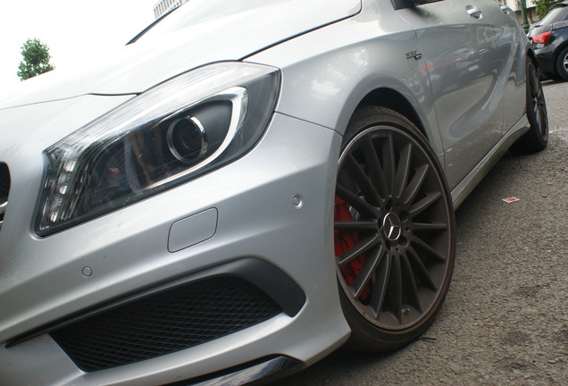 Mercedes-Benz A 45 AMG