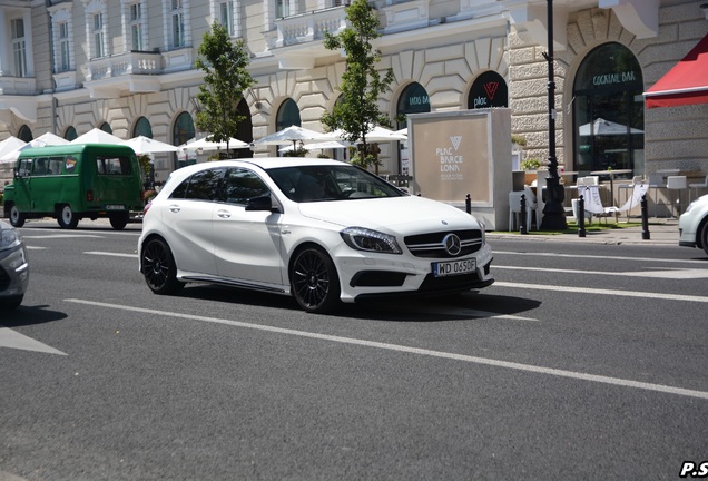 Mercedes-Benz A 45 AMG