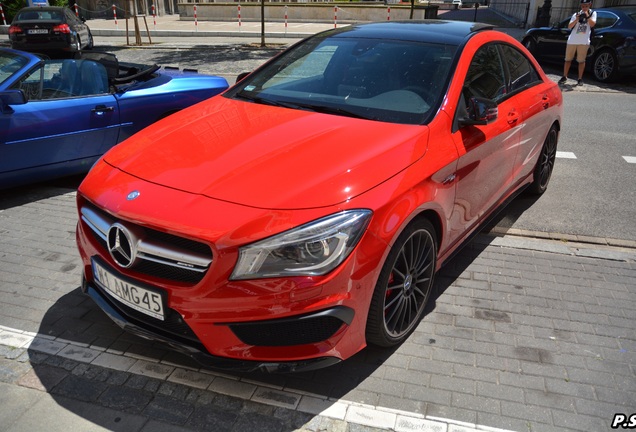 Mercedes-Benz CLA 45 AMG C117