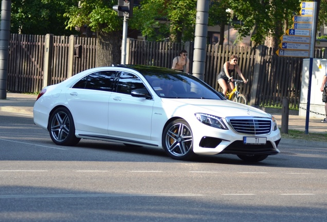 Mercedes-Benz S 63 AMG V222