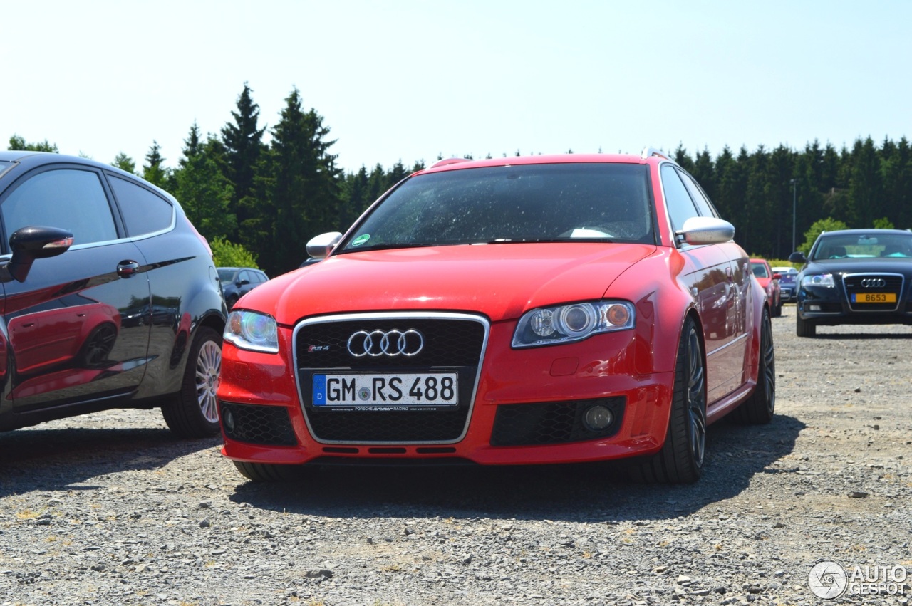 Audi RS4 Avant B7