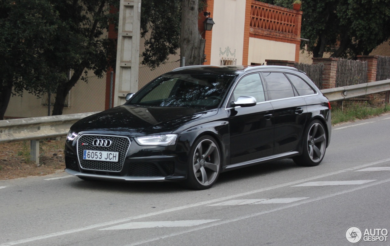 Audi RS4 Avant B8