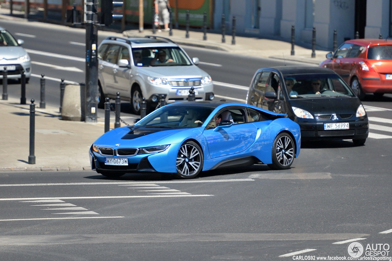 BMW i8