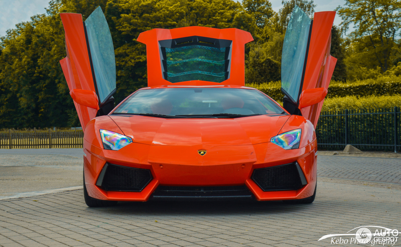 Lamborghini Aventador LP700-4