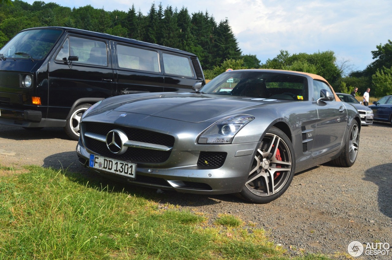 Mercedes-Benz SLS AMG Roadster