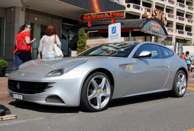 Ferrari FF