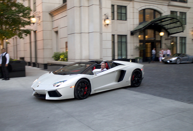 Lamborghini Aventador LP700-4 Roadster