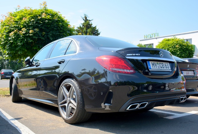 Mercedes-AMG C 63 S W205