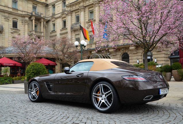 Mercedes-Benz SLS AMG GT Roadster