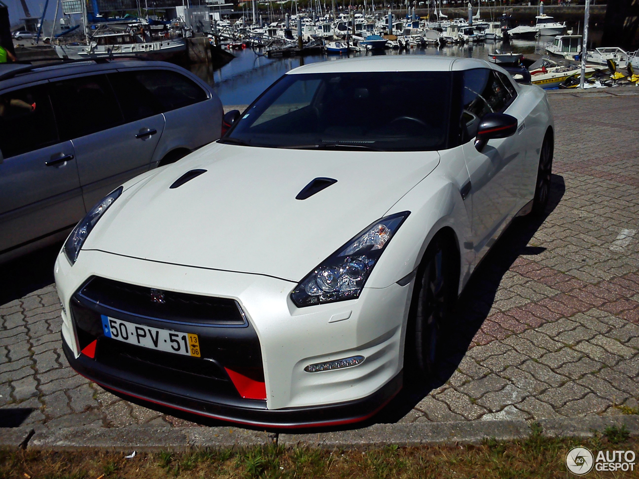 Nissan GT-R 2013