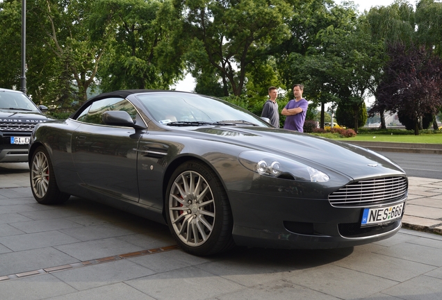 Aston Martin DB9 Volante