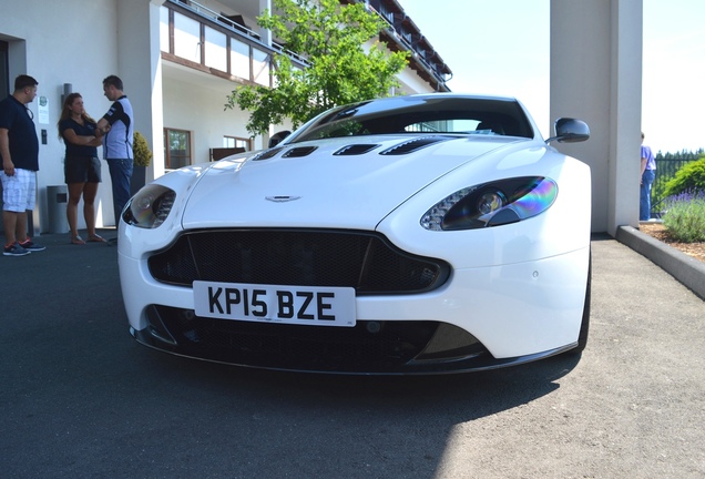 Aston Martin V12 Vantage S