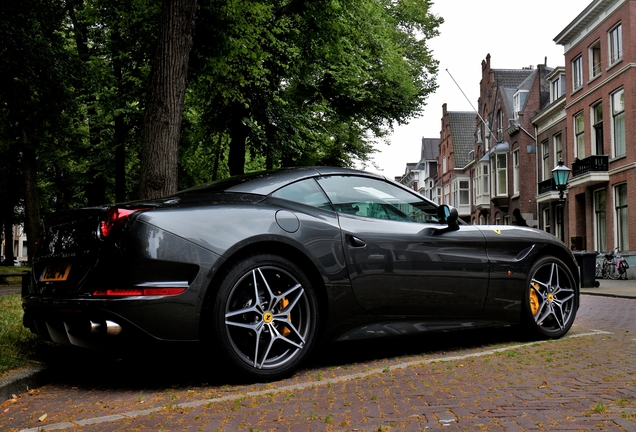 Ferrari California T