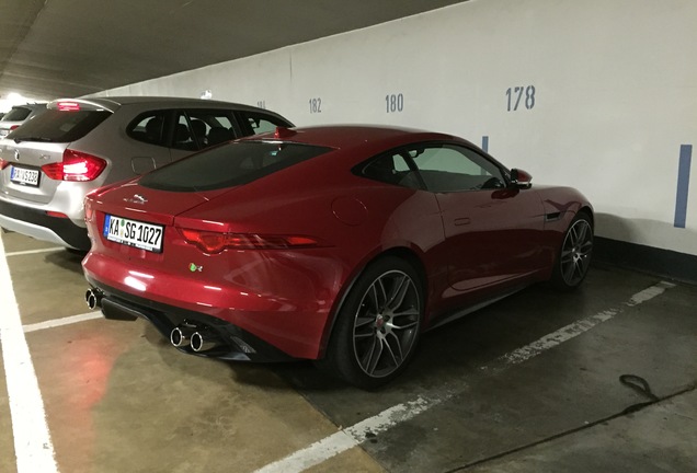 Jaguar F-TYPE R Coupé