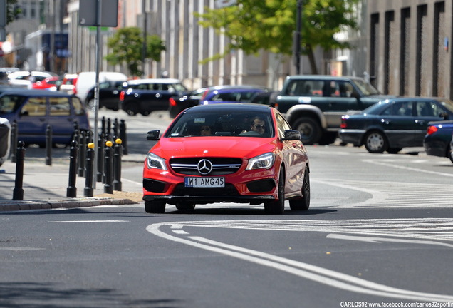 Mercedes-Benz CLA 45 AMG C117