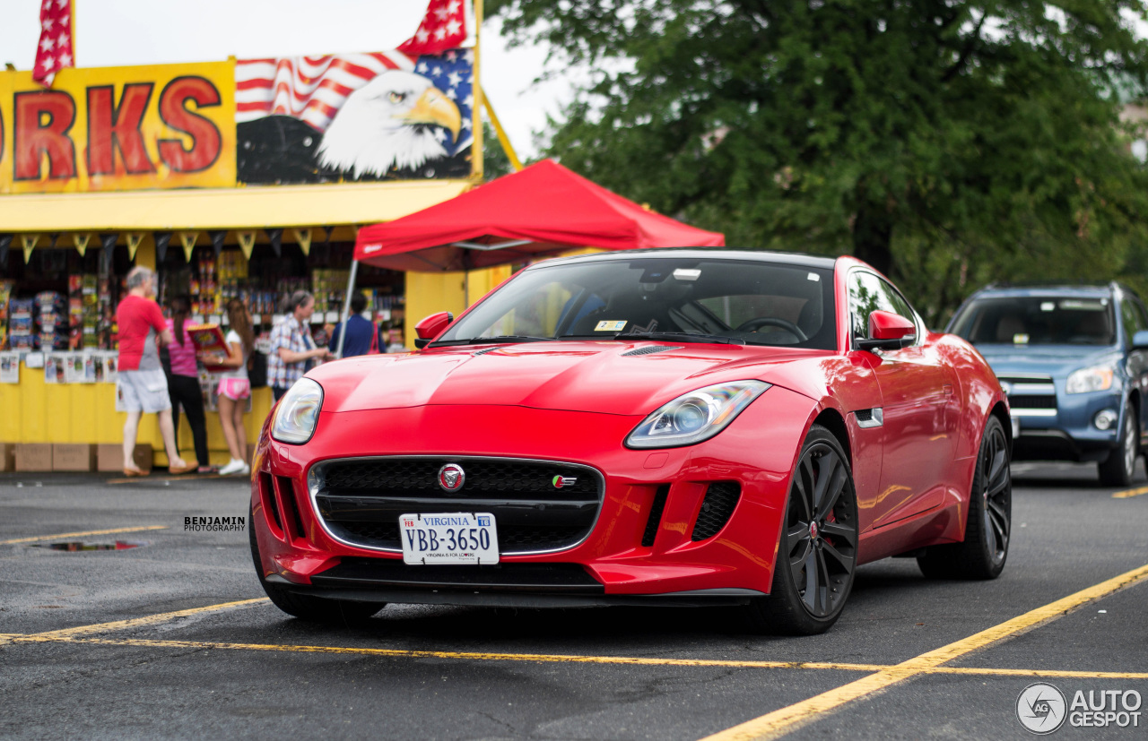 Jaguar F-TYPE S Coupé