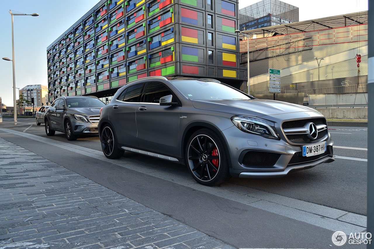 Mercedes-Benz GLA 45 AMG X156