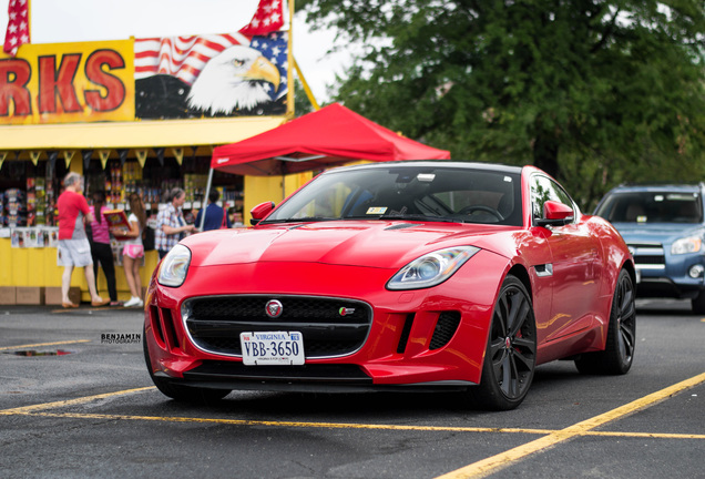 Jaguar F-TYPE S Coupé