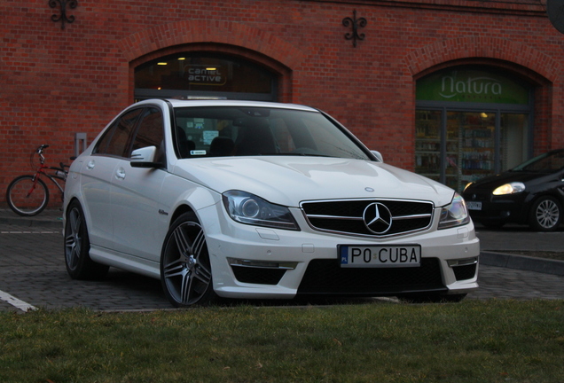 Mercedes-Benz C 63 AMG W204 2012