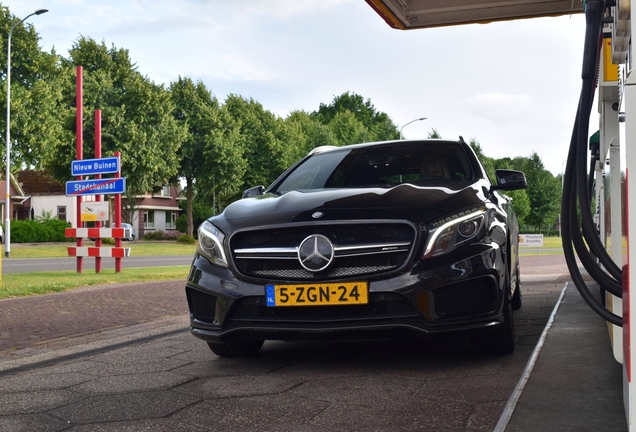 Mercedes-Benz GLA 45 AMG X156