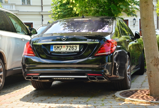 Mercedes-Benz S 63 AMG V222