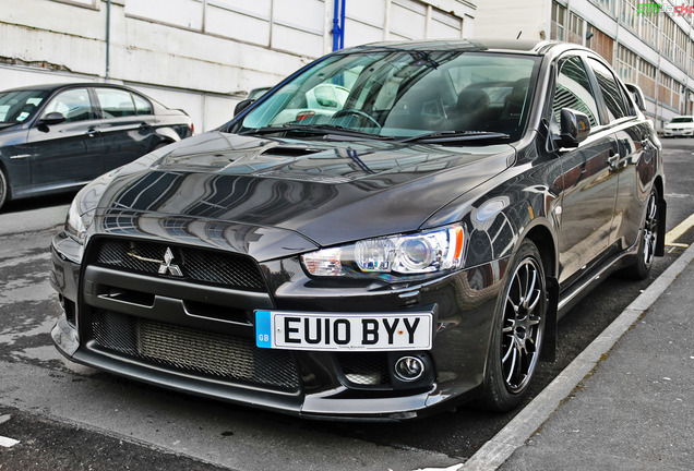 Mitsubishi Lancer Evolution X GSR FQ-300