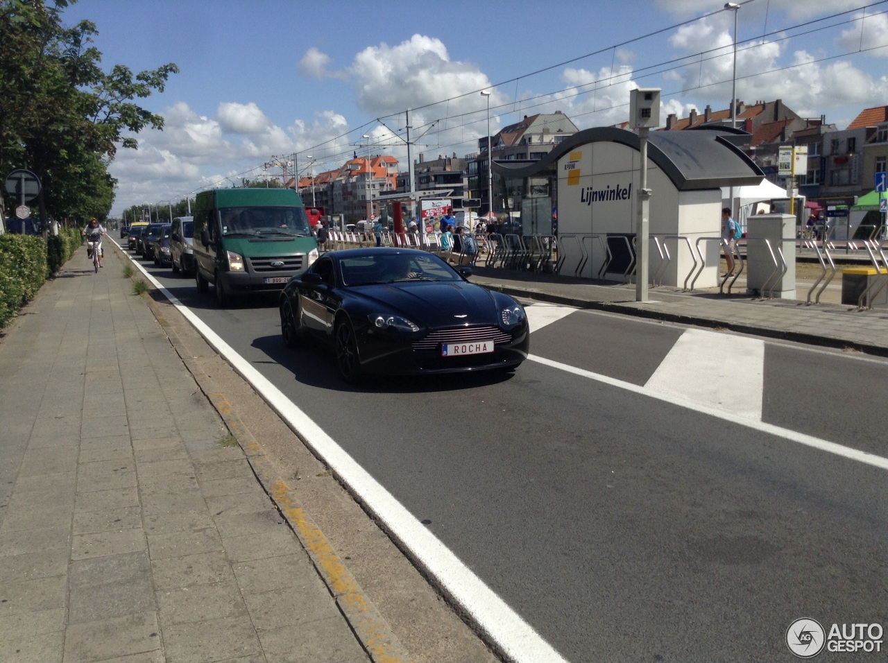 Aston Martin V8 Vantage