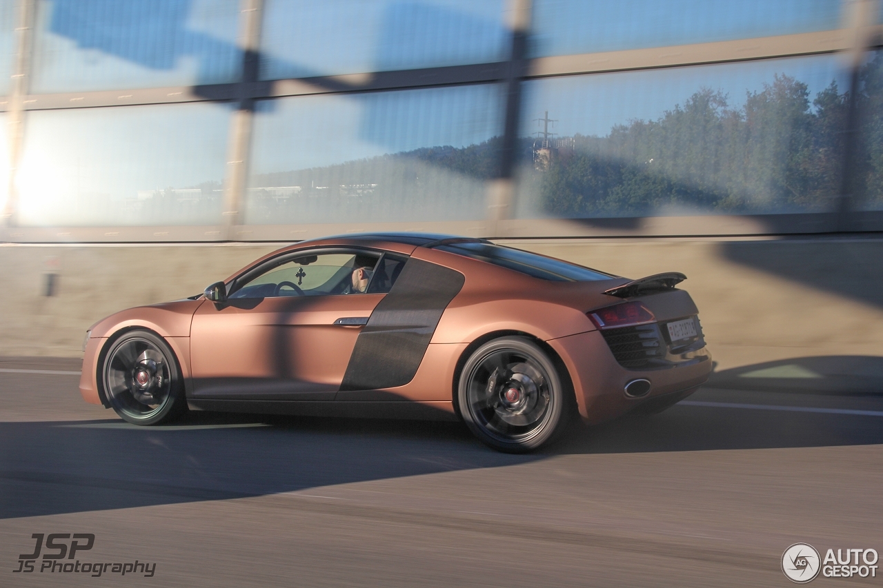 Audi R8