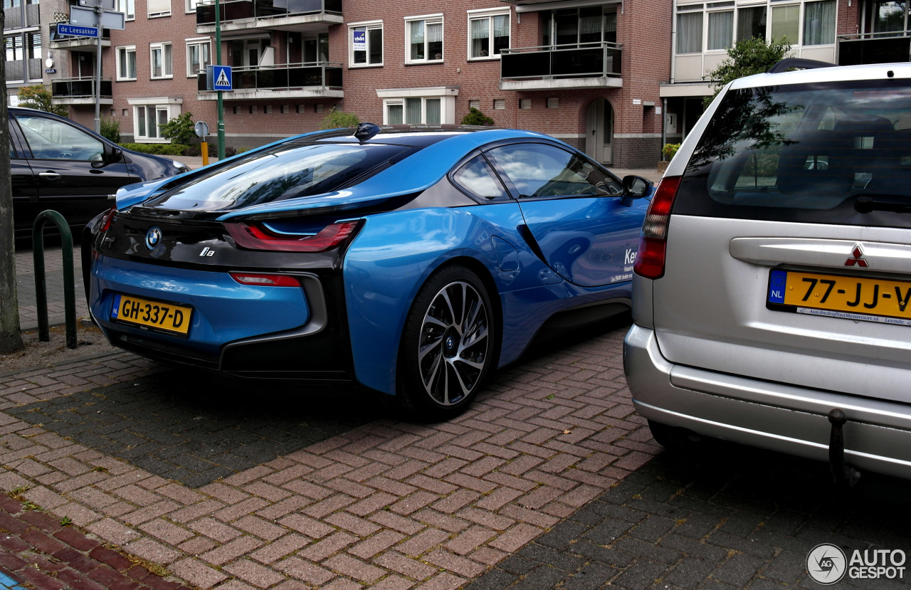 BMW i8