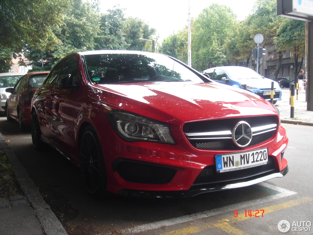 Mercedes-Benz CLA 45 AMG C117