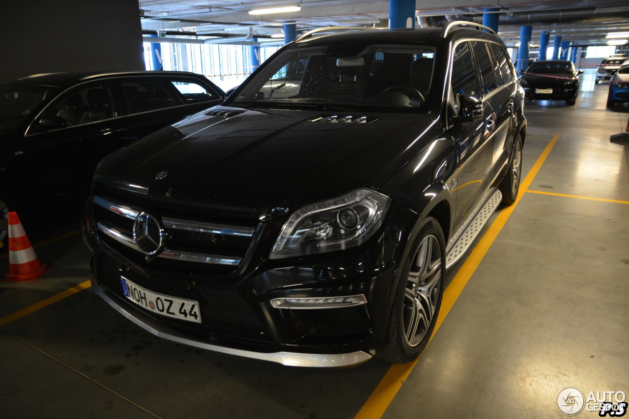 Mercedes-Benz GL 63 AMG X166