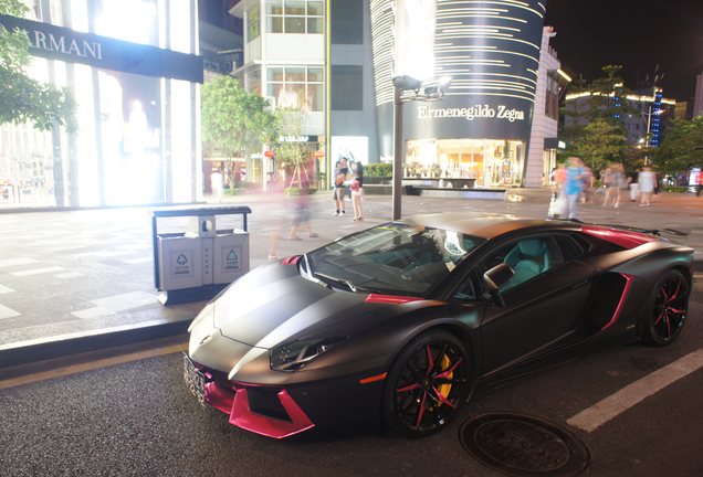 Lamborghini Aventador LP700-4